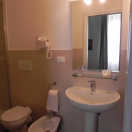 Posidonia Srls - Palazzo Gropallo 4* ג'נובה
