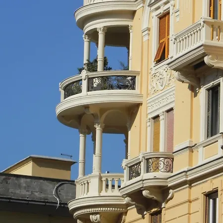 Posidonia Srls - Palazzo Gropallo Gasthof 4*